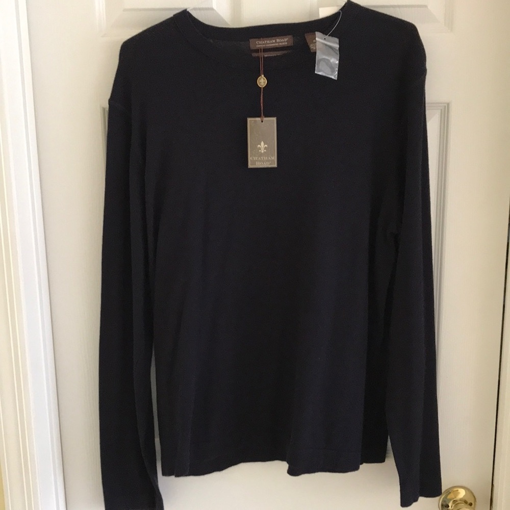 Men's Black sweater. Crew neck XL Modern Fit. Chatham Road.